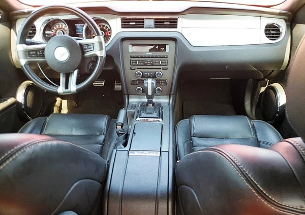 Ford Mustang cena 33000 przebieg: 111000, rok produkcji 2013 z Inowrocław małe 46